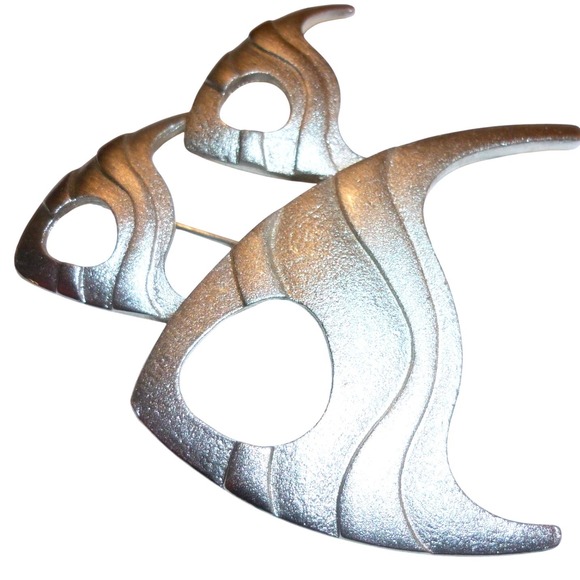 JJ Jewelry - JJ Jonette Jewelry Vintage Silver Pewter Tone Abstract Angelfish Brooch Pin